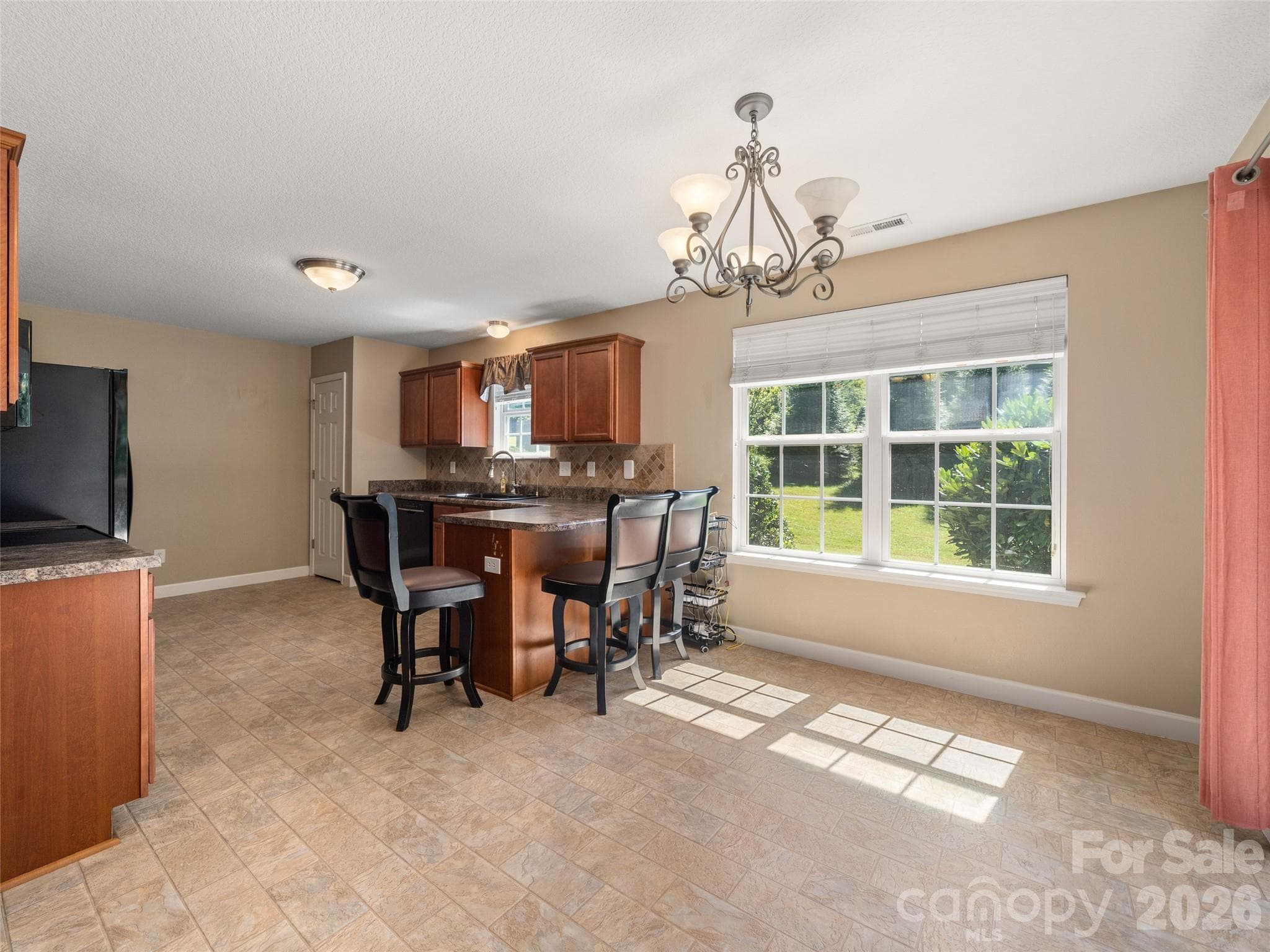 Single Family Residence at 202 Hondah Road, Brevard, photo 8 of 41