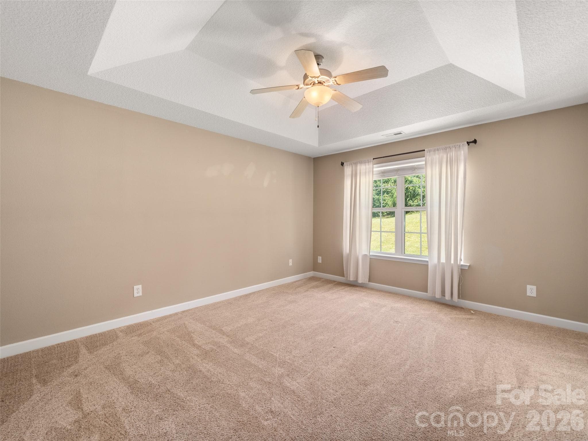 Single Family Residence at 202 Hondah Road, Brevard, photo 13 of 41