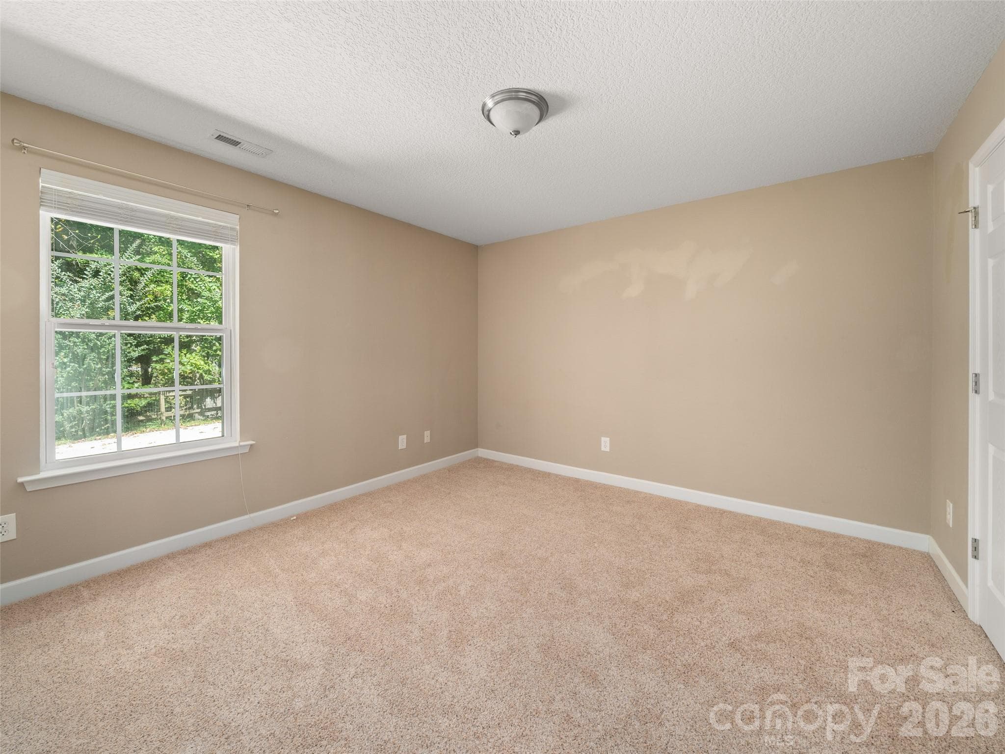 Single Family Residence at 202 Hondah Road, Brevard, photo 21 of 41