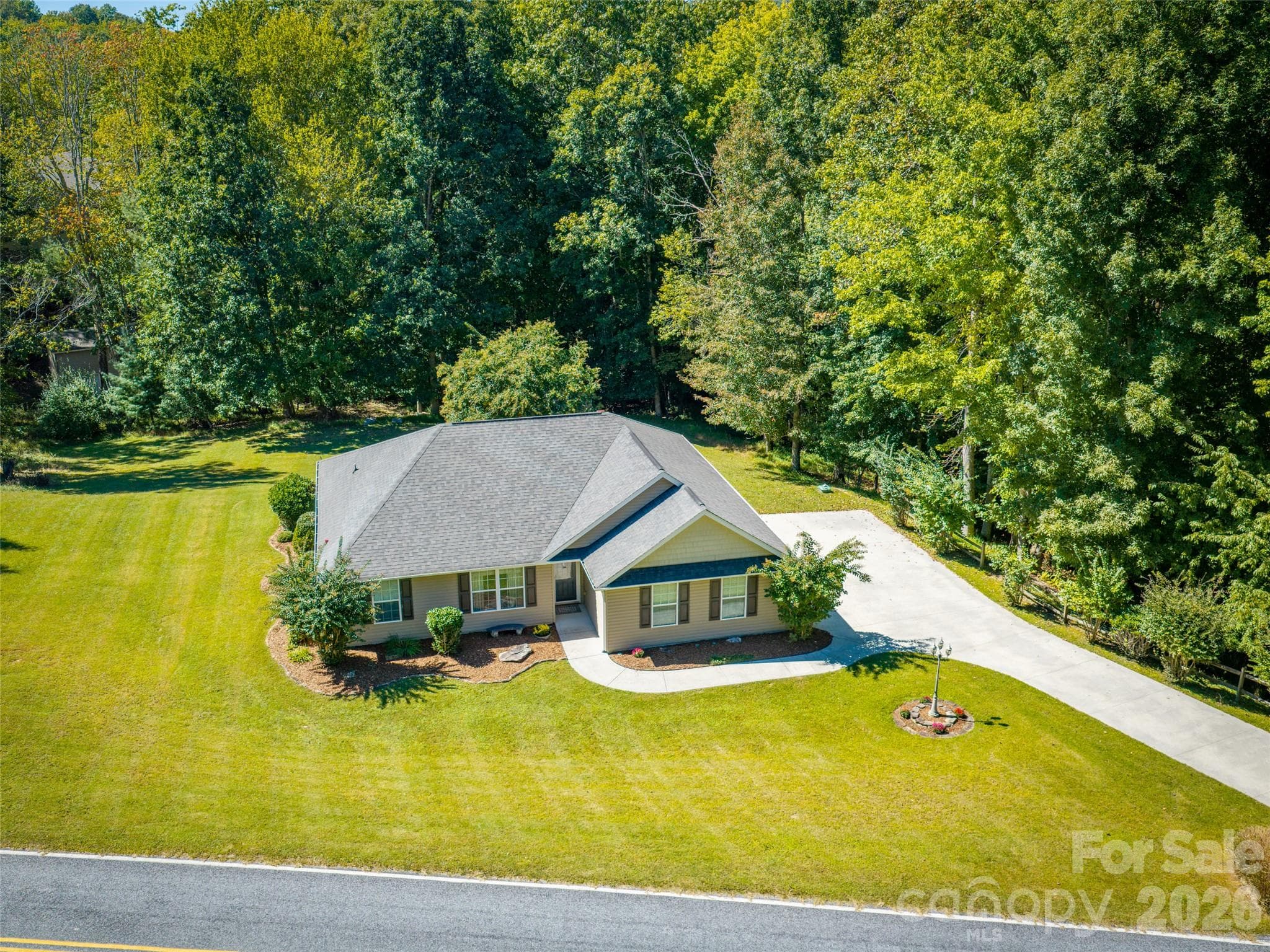 Single Family Residence at 202 Hondah Road, Brevard, photo 36 of 41