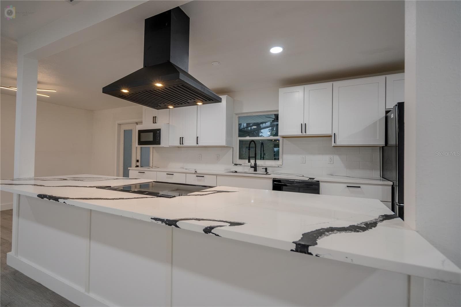 Single Family Residence at 611 ROOKS RD, SEFFNER, photo 11 of 37