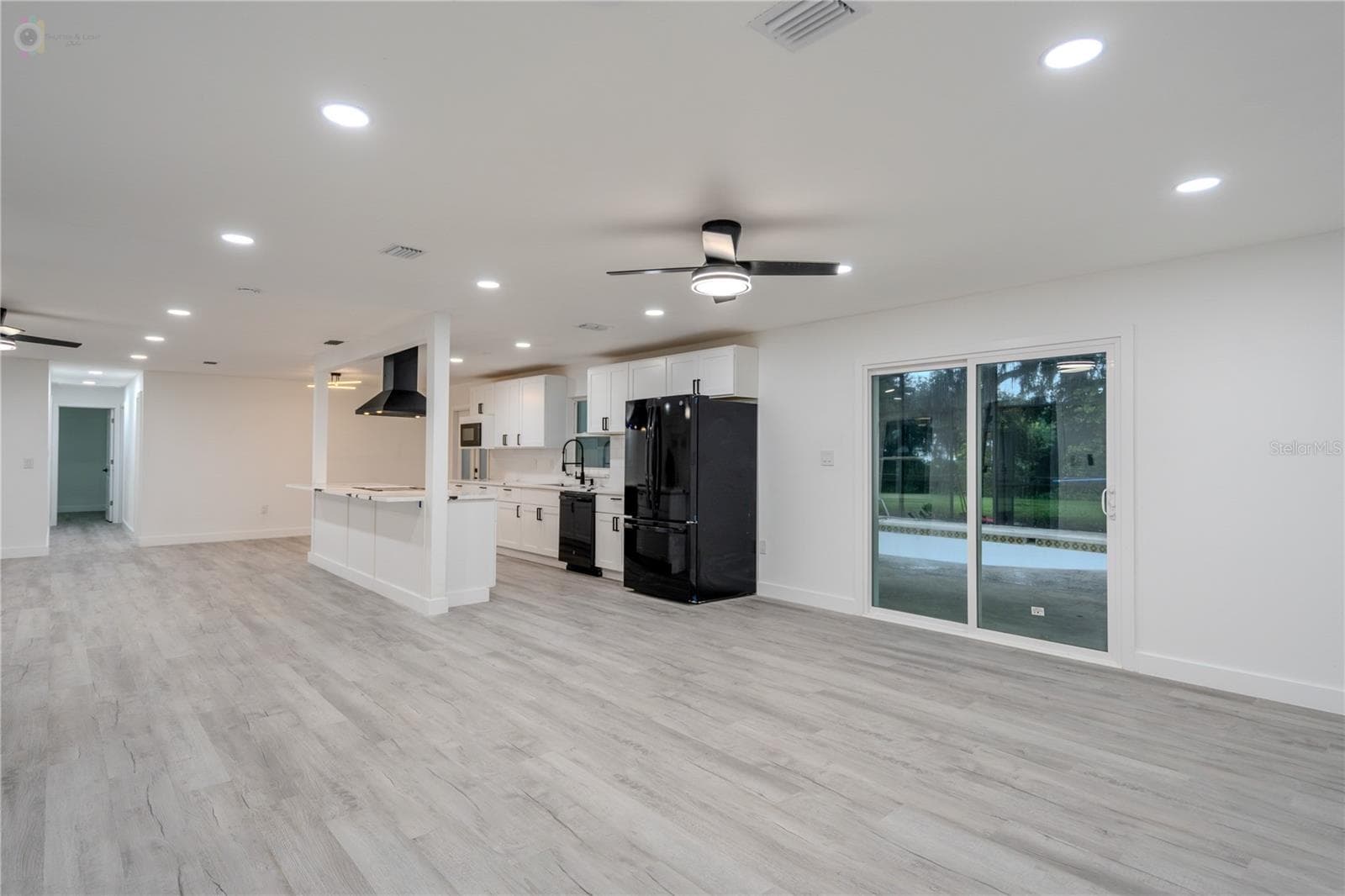 Single Family Residence at 611 ROOKS RD, SEFFNER, photo 15 of 37