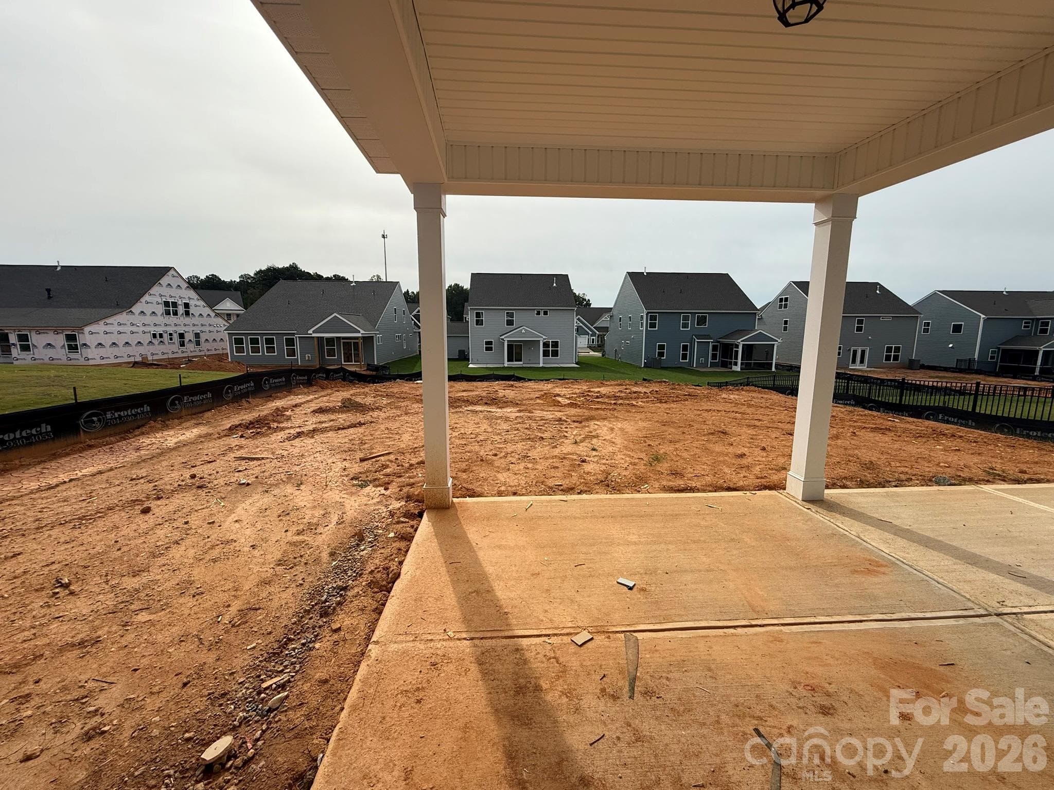 Covered porch and patio - 2223 Caravan Lane, Stanley