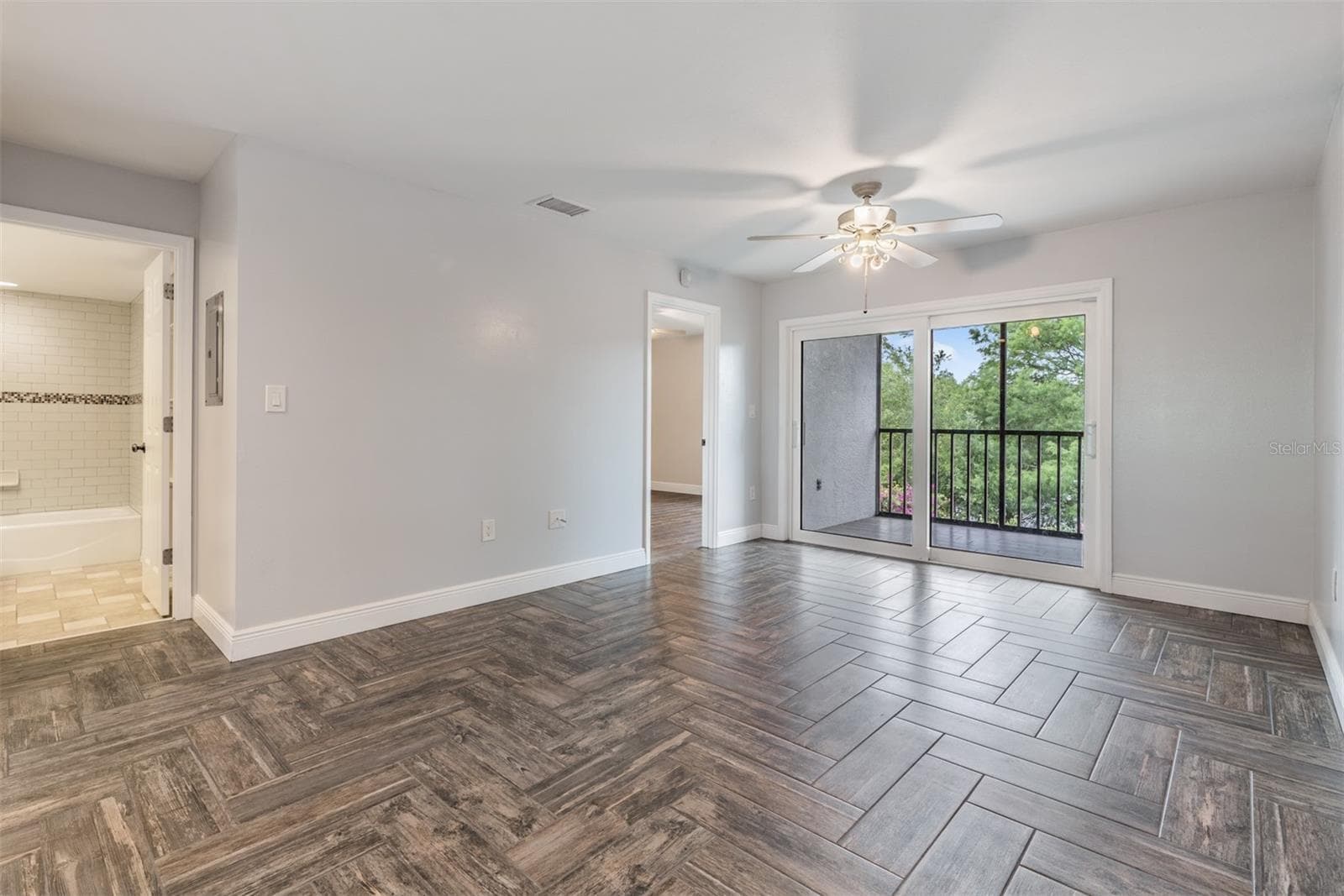 Condominium at 6125 113TH ST #514, SEMINOLE, photo 15 of 33