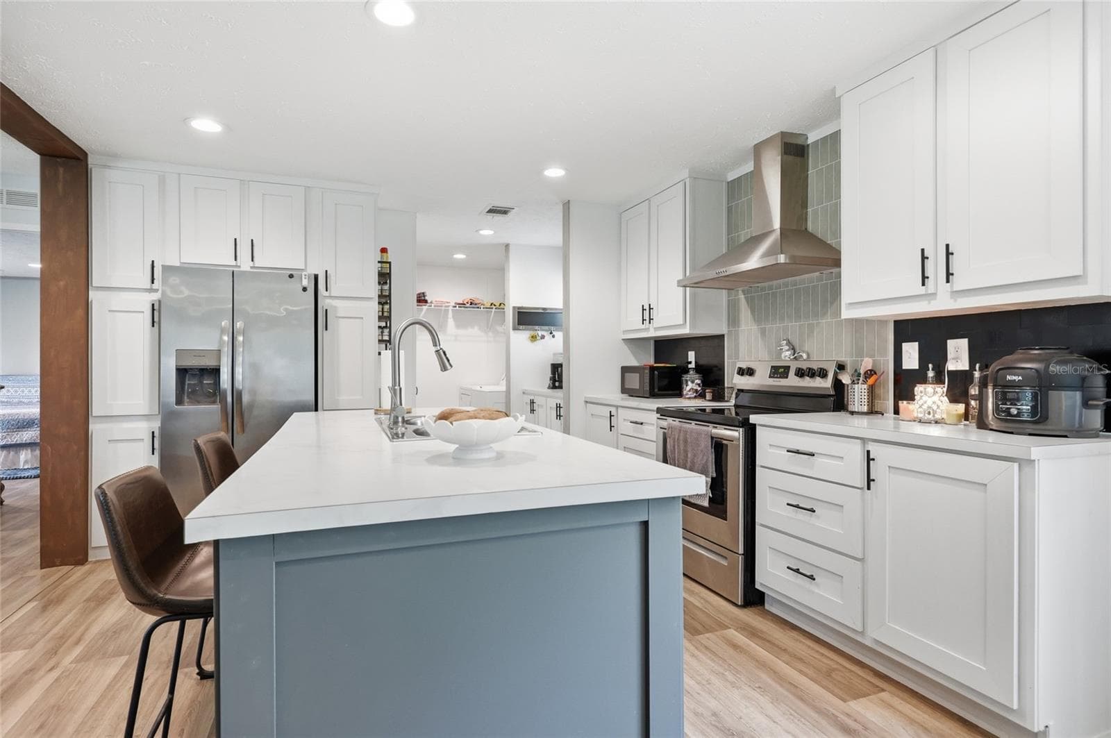 Manufactured Home at 9367 254TH TER, O'BRIEN, photo 6 of 23
