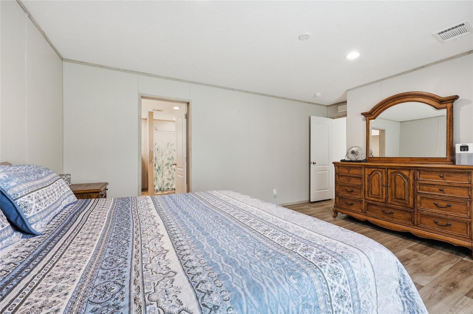 Manufactured Home at 9367 254TH TER, O'BRIEN, photo 11 of 23