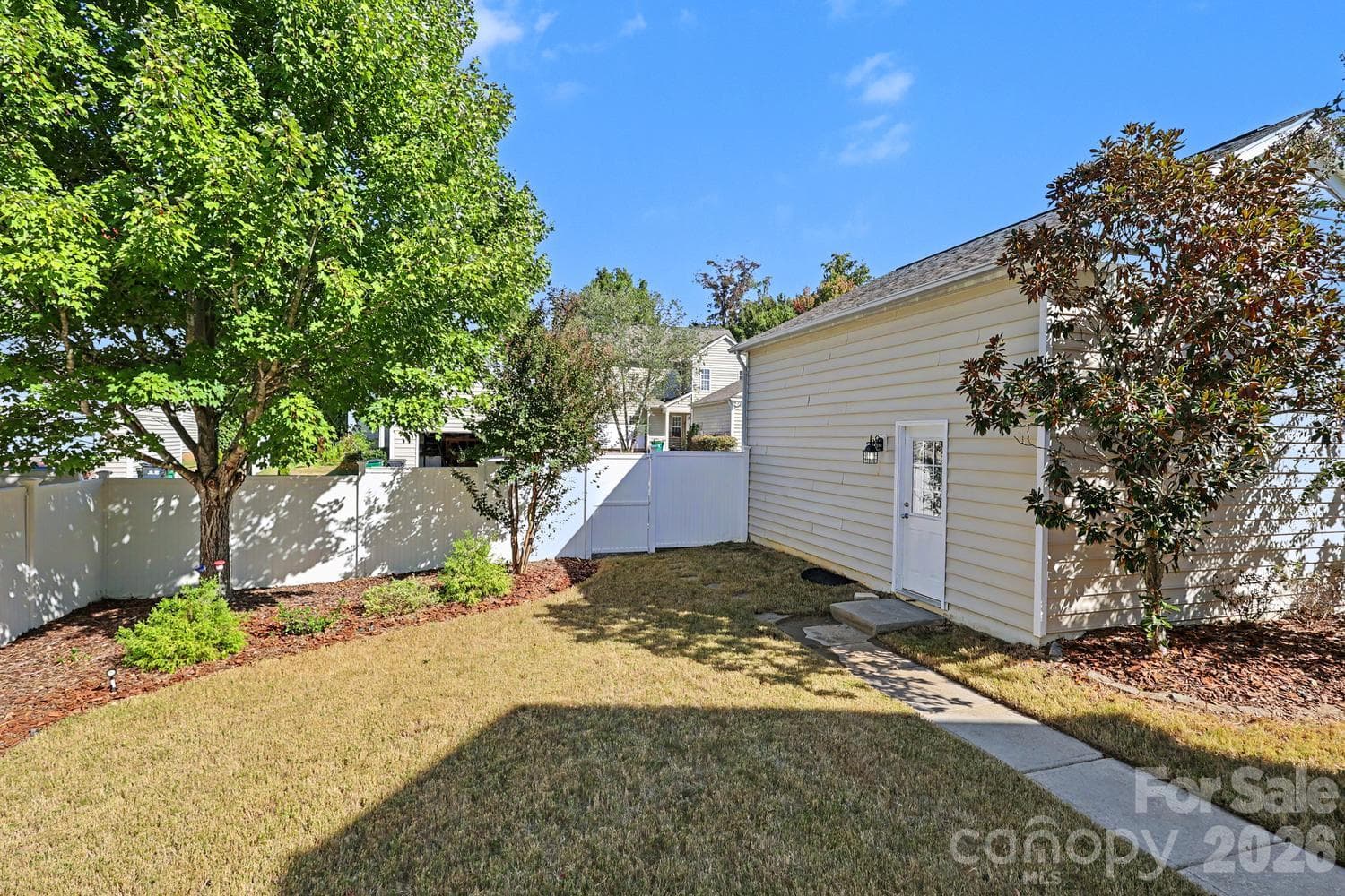 Single Family Residence at 10509 Serape Road, Charlotte, photo 36 of 41