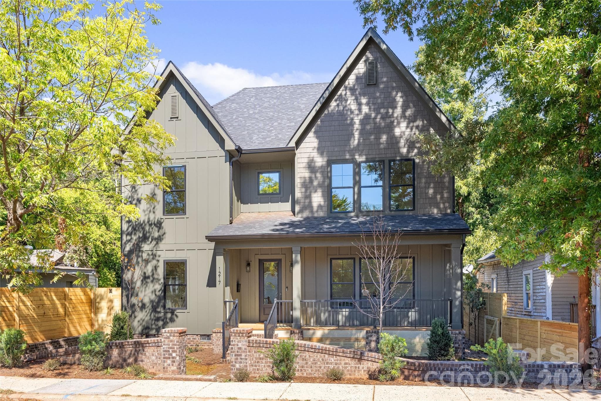 Single Family Residence at 1217 Parkwood Avenue, Charlotte, photo 2 of 48