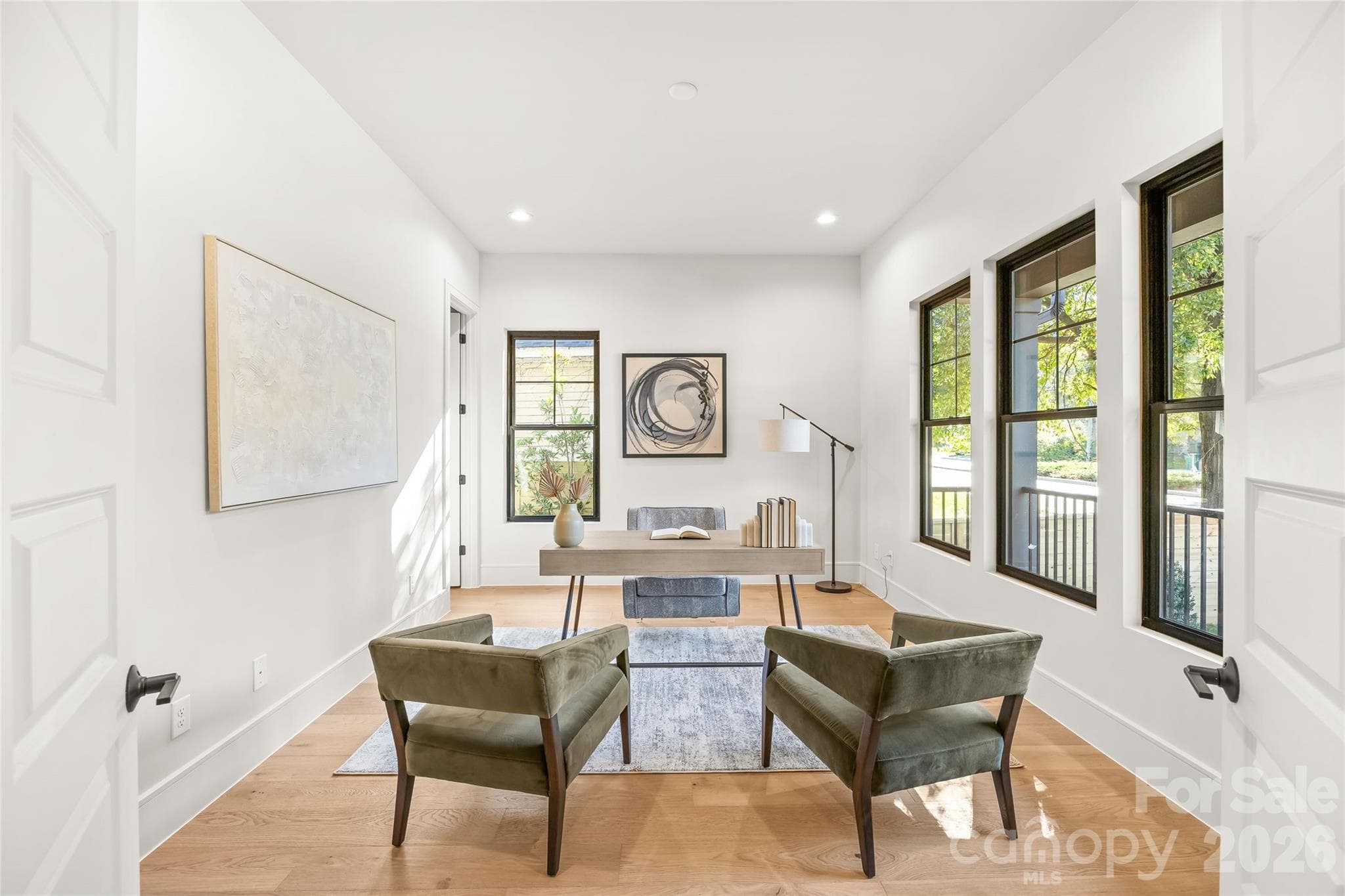 Single Family Residence at 1217 Parkwood Avenue, Charlotte, photo 4 of 48