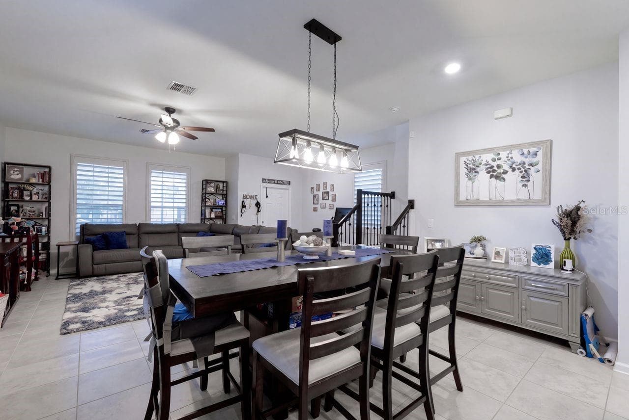Single Family Residence at 17126 QUICKSILVER AVE, WINTER GARDEN, photo 9 of 38