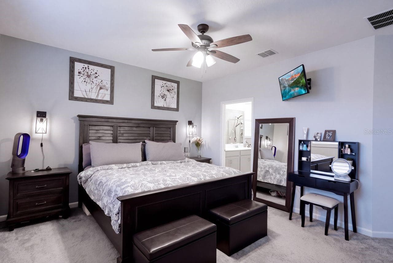 Primary Bedroom - Upstairs - 17126 QUICKSILVER AVE, WINTER GARDEN