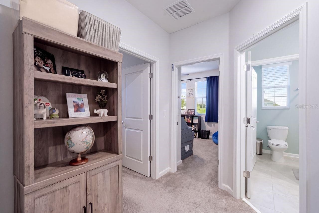 Single Family Residence at 17126 QUICKSILVER AVE, WINTER GARDEN, photo 19 of 38