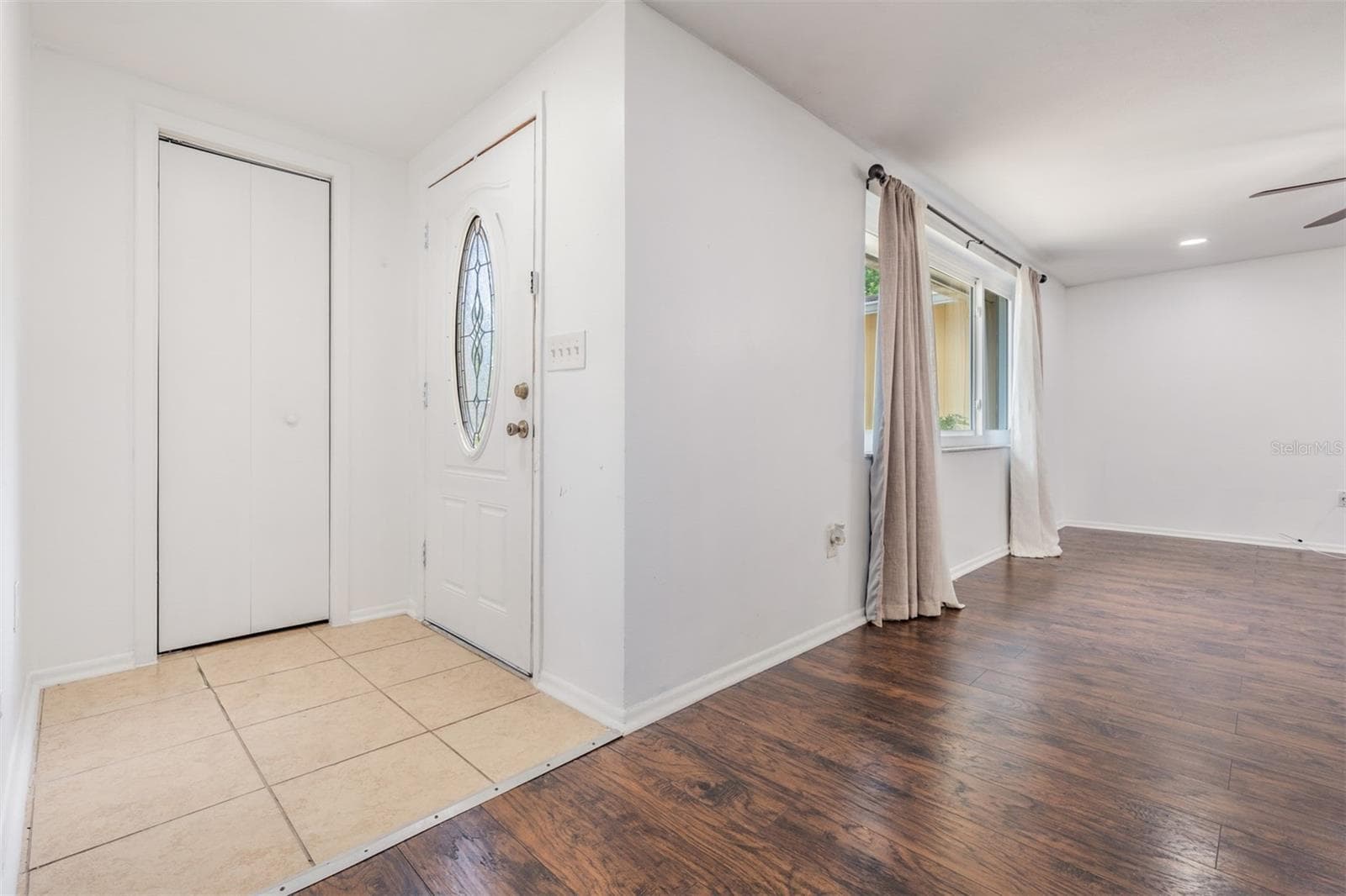 Entry with coat closet - 7700 BIRCHWOOD DR, PORT RICHEY