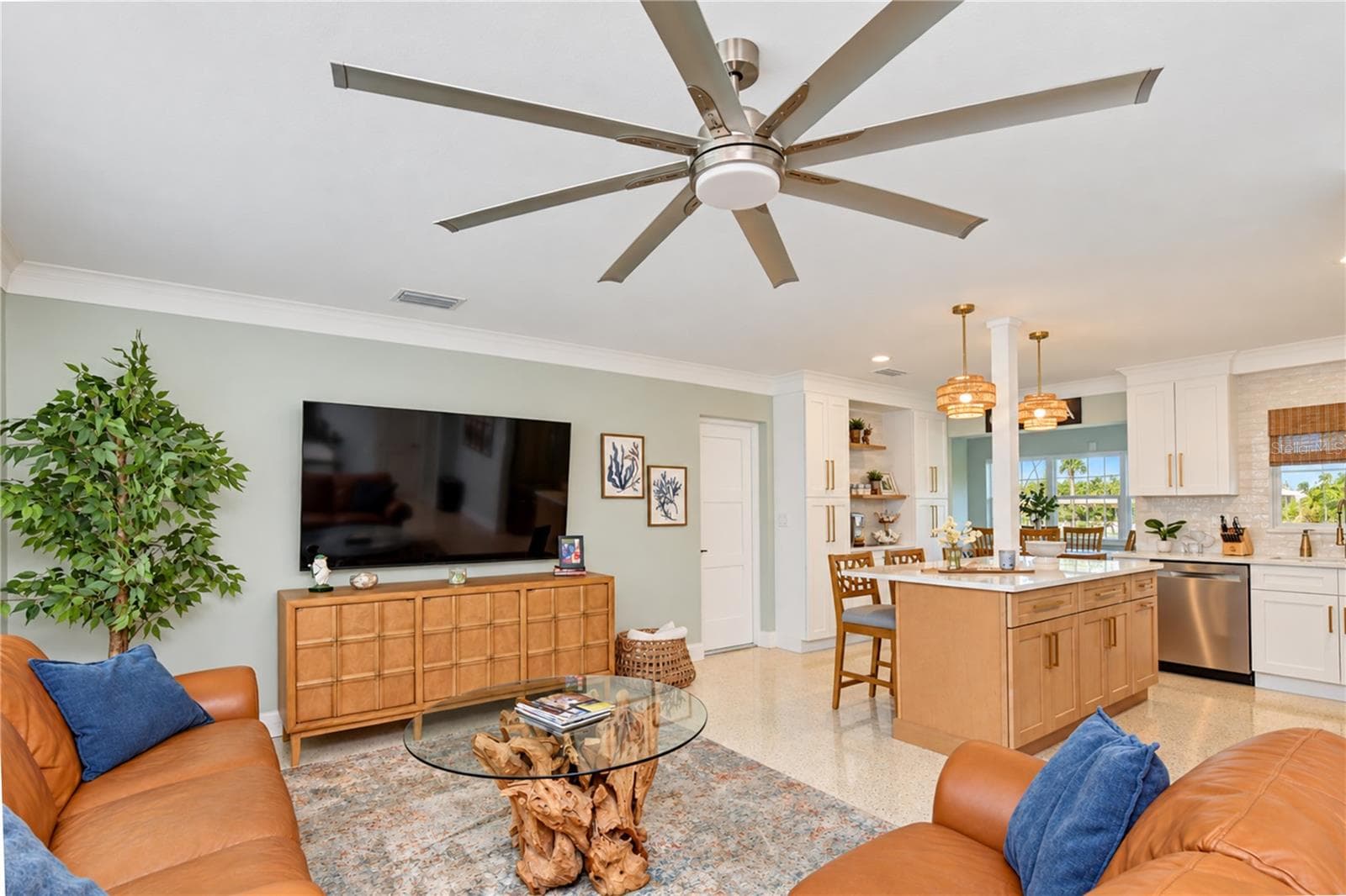 Single Family Residence at 200 LAGOON DR, PALM HARBOR, photo 31 of 73