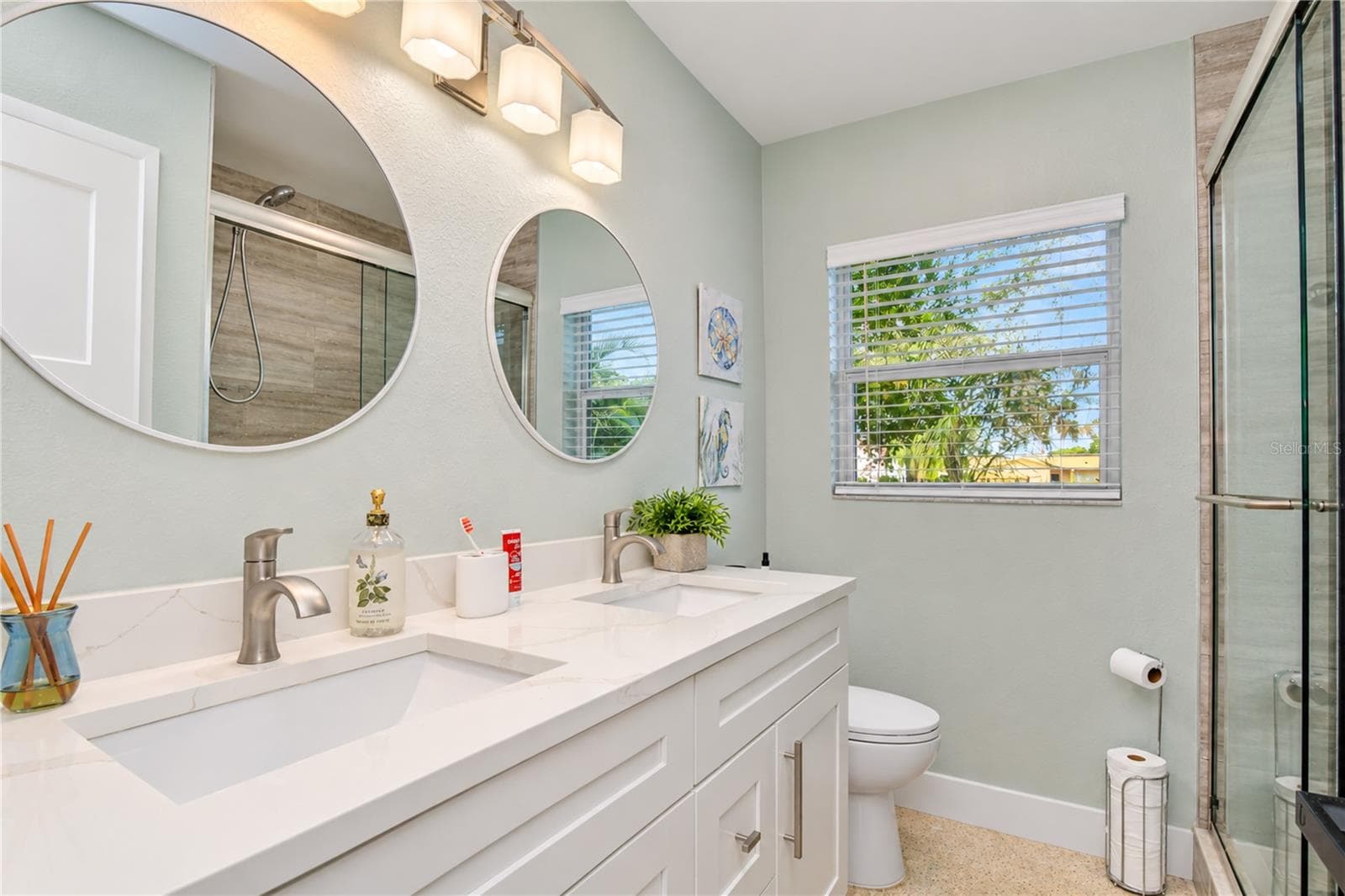 Single Family Residence at 200 LAGOON DR, PALM HARBOR, photo 54 of 73