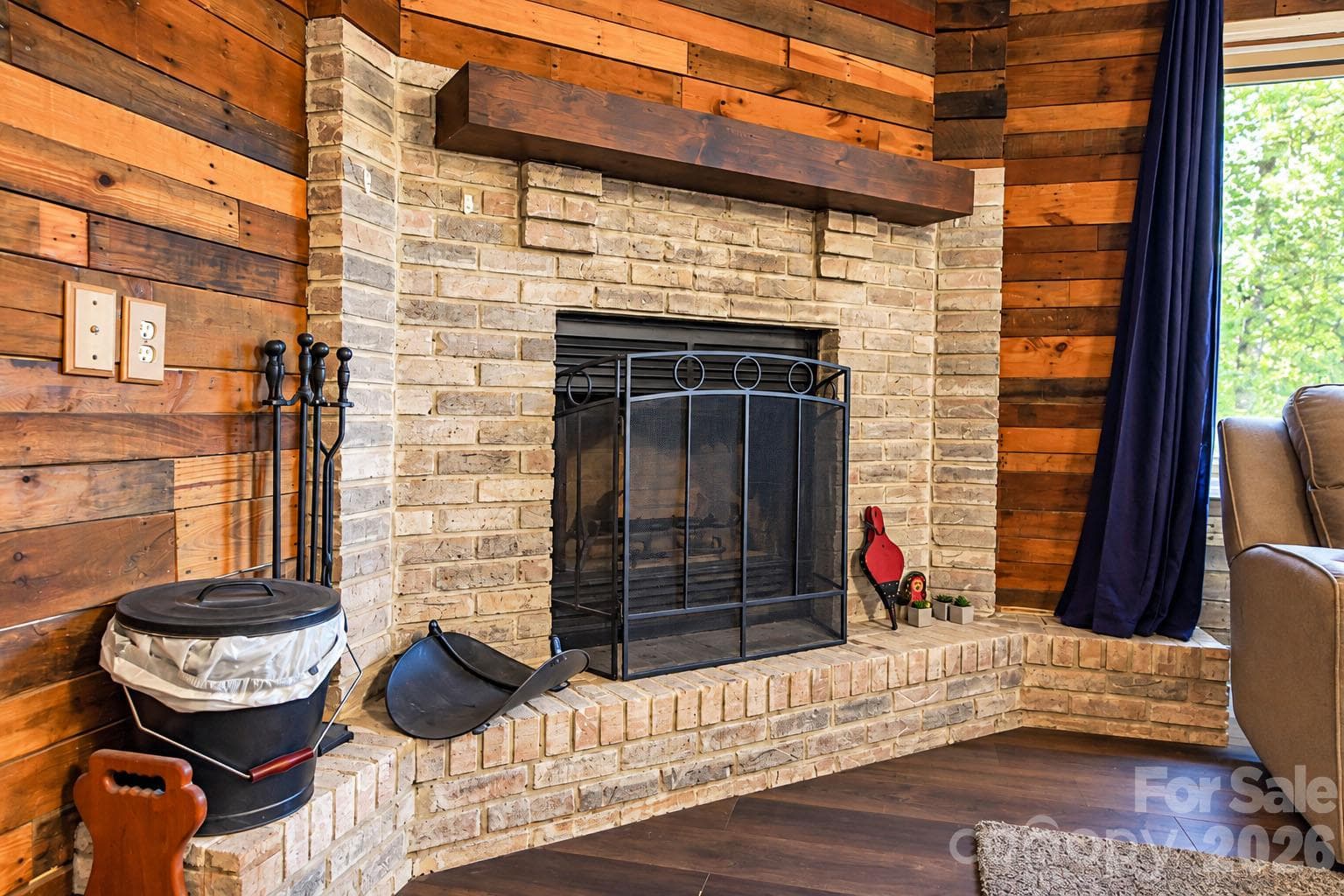 Beautiful fireplace - 3576 Julian Welborn Drive, Morganton
