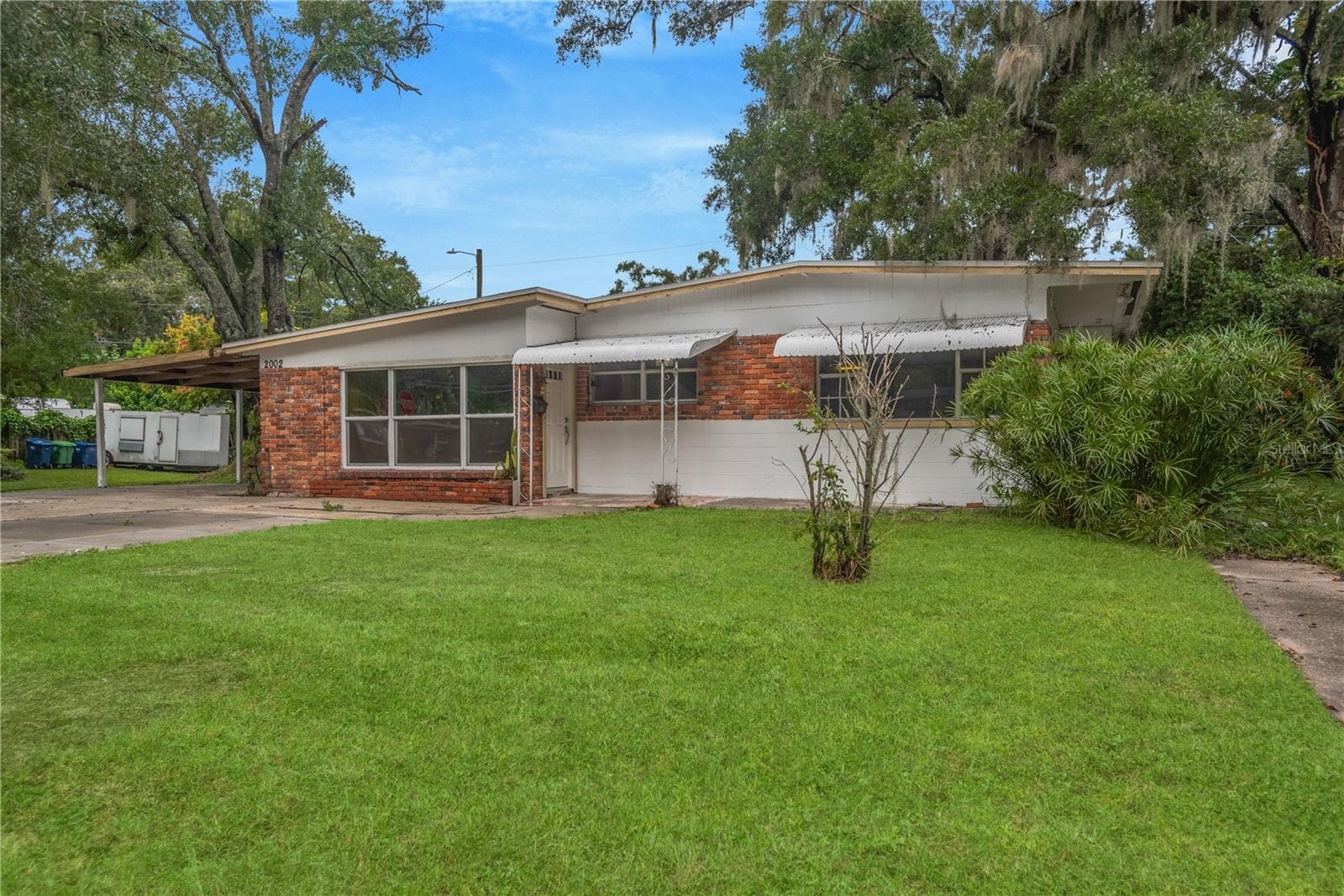 Single Family Residence at 2002 E CRENSHAW ST, TAMPA, photo 14 of 15