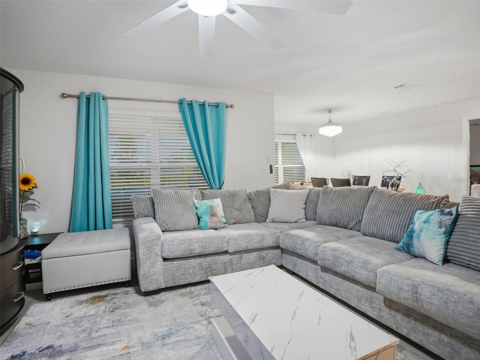 Living Room - 3392 AUTUMN AMBER DR, SPRING HILL