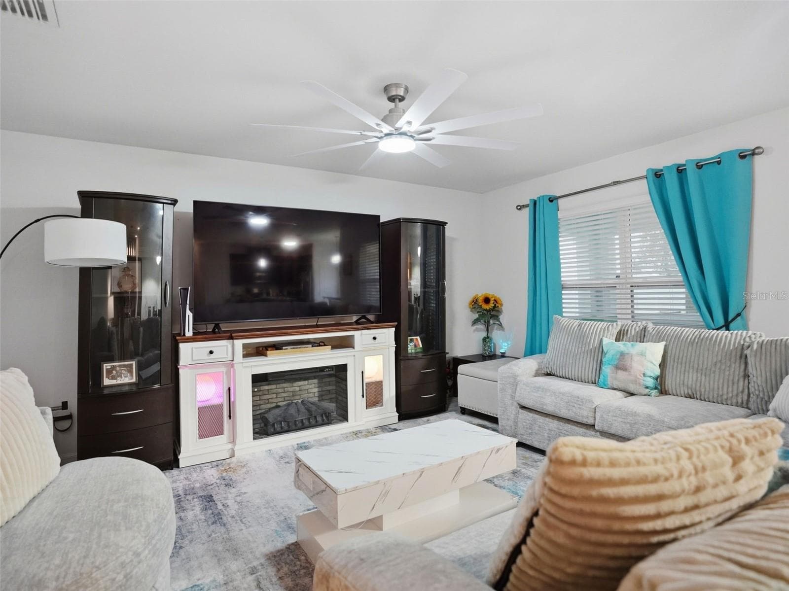 Living Room - 3392 AUTUMN AMBER DR, SPRING HILL
