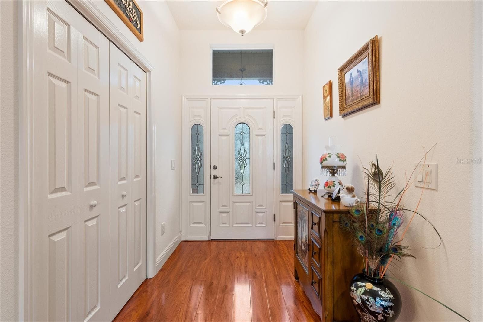 Inviting Foyer with large storage closet. - 1926 ELDRIDGE LOOP, THE VILLAGES