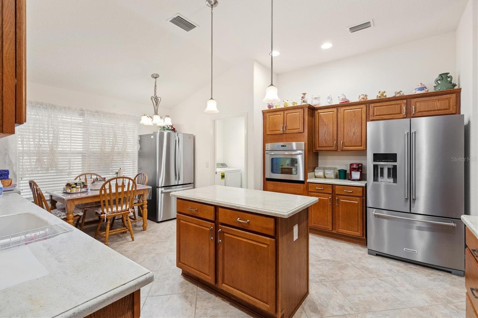 Single Family Residence at 1926 ELDRIDGE LOOP, THE VILLAGES, photo 10 of 38