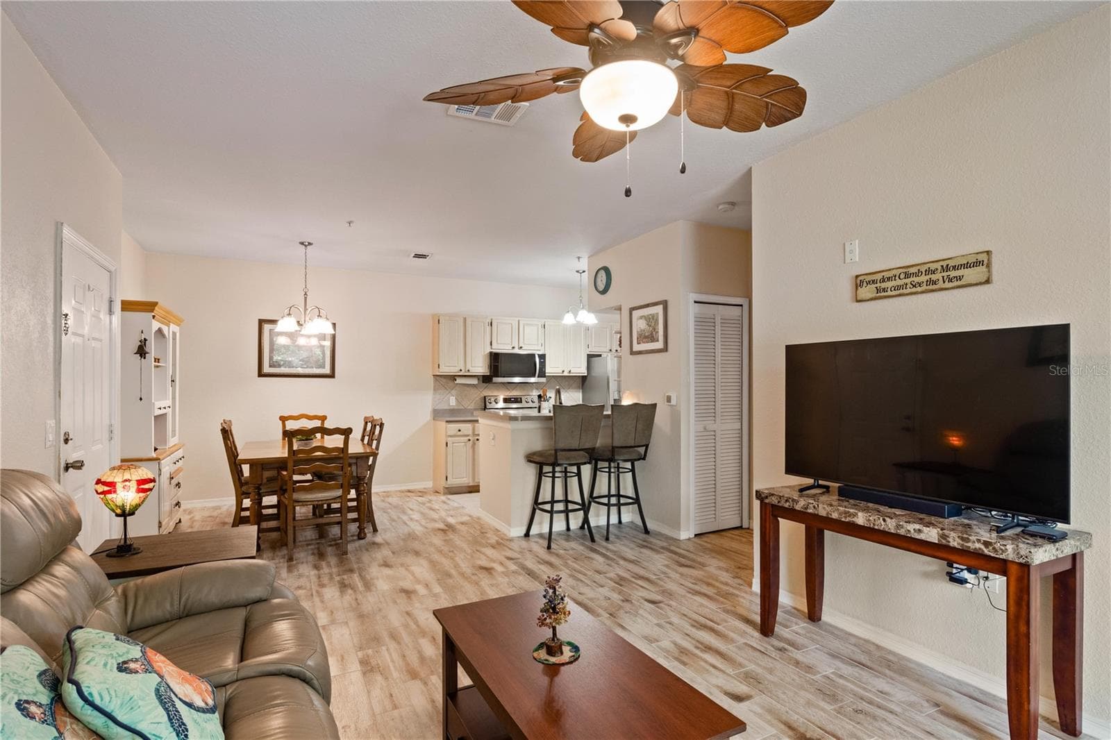Condominium at 1275 LAKE SHADOW CIR #13107, MAITLAND, photo 6 of 29