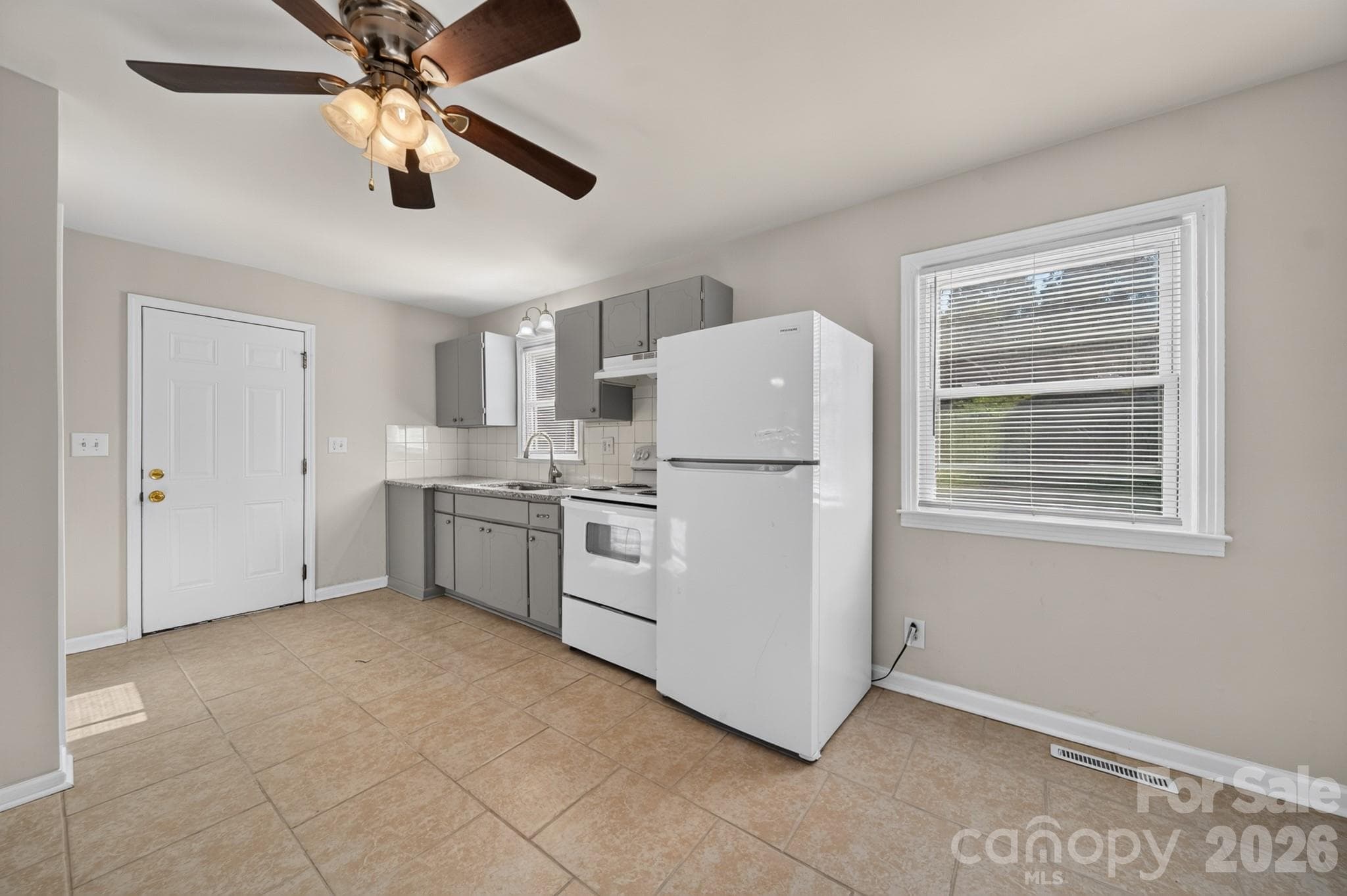 Single Family Residence at 301 Houston Street, Concord, photo 18 of 23