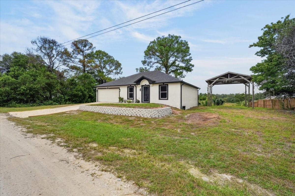 8221 NORMANDY DR