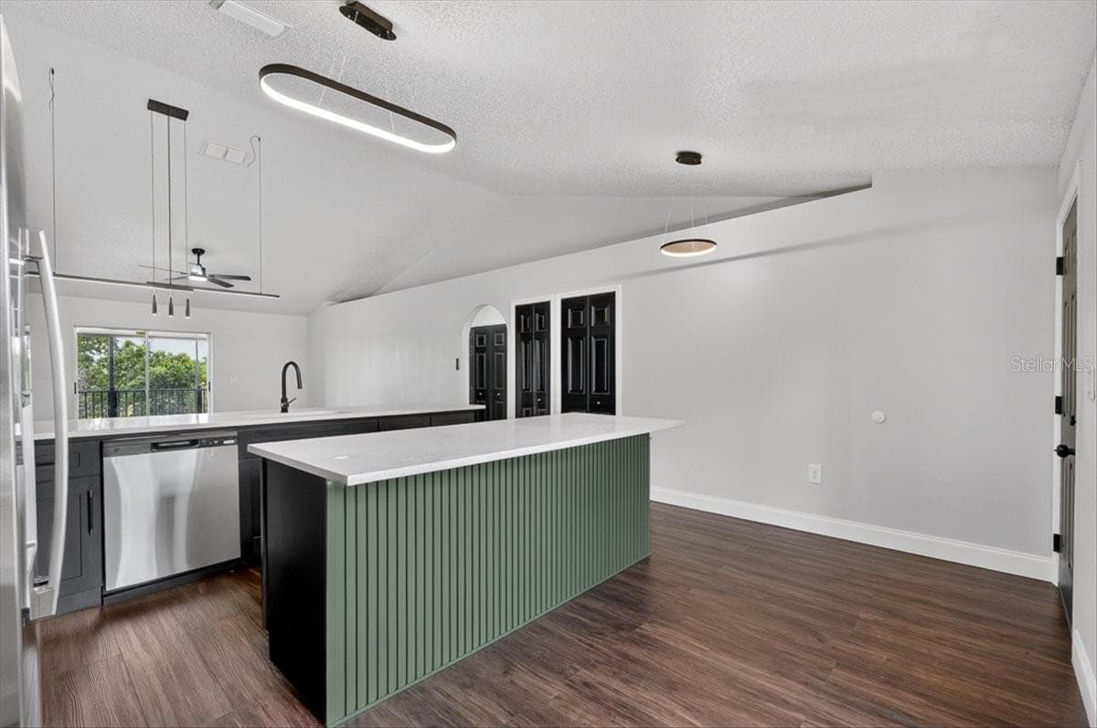 Single Family Residence at 8221 NORMANDY DR, WEEKI WACHEE, photo 11 of 40