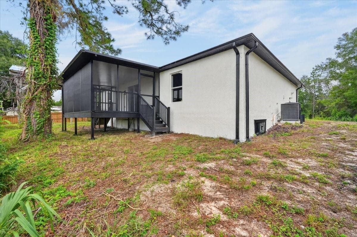Single Family Residence at 8221 NORMANDY DR, WEEKI WACHEE, photo 37 of 40