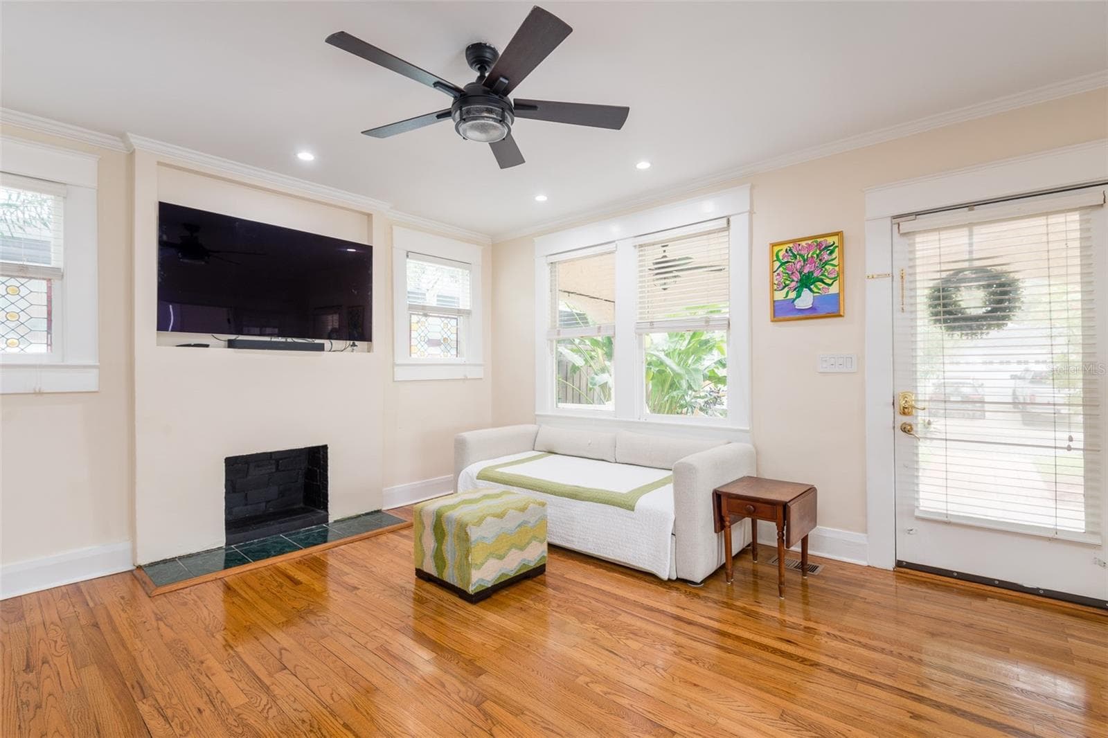 Single Family Residence at 2912 W NEPTUNE ST, TAMPA, photo 3 of 28