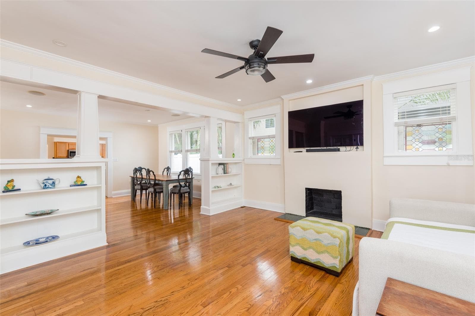 Single Family Residence at 2912 W NEPTUNE ST, TAMPA, photo 5 of 28