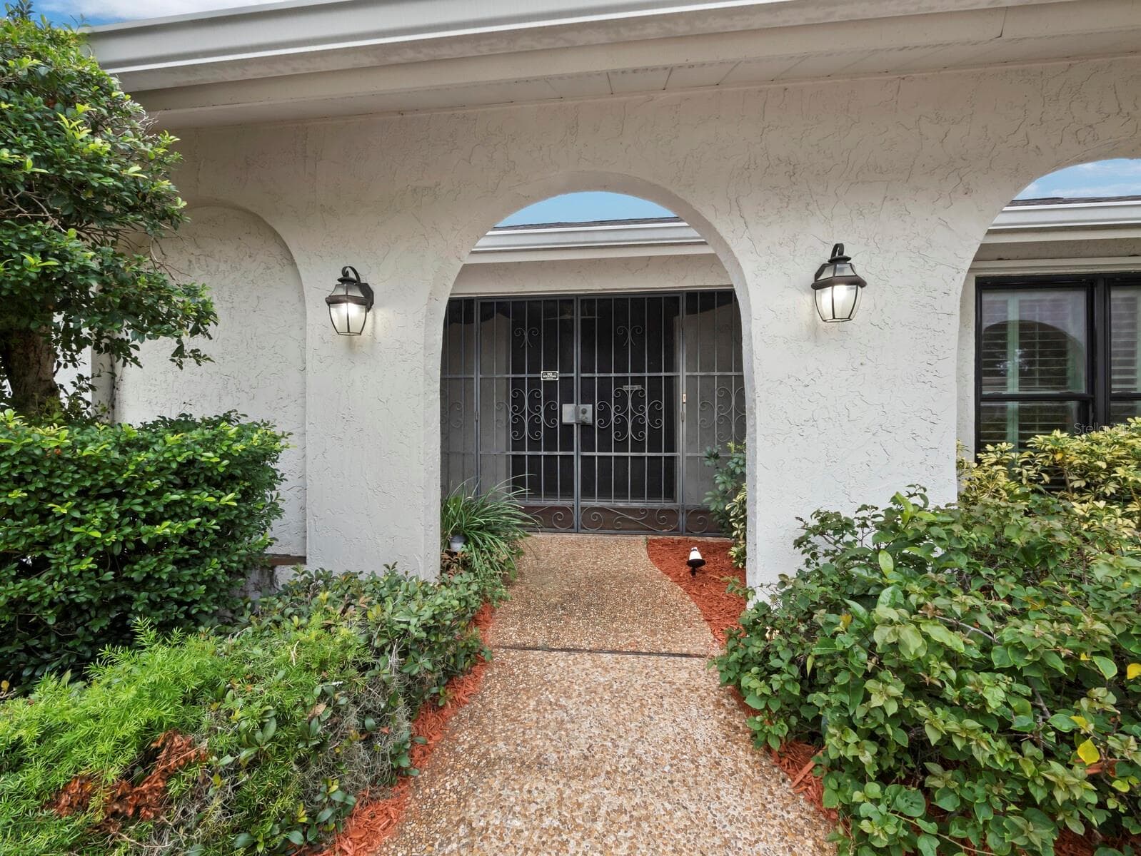 Single Family Residence at 6945 COUNTRY LAKES CIR, SARASOTA, photo 5 of 37