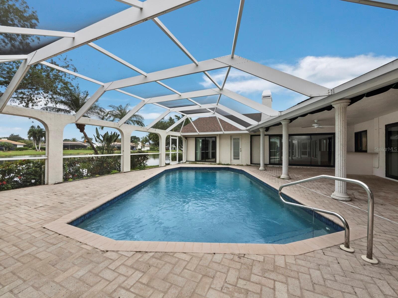 Single Family Residence at 6945 COUNTRY LAKES CIR, SARASOTA, photo 27 of 37