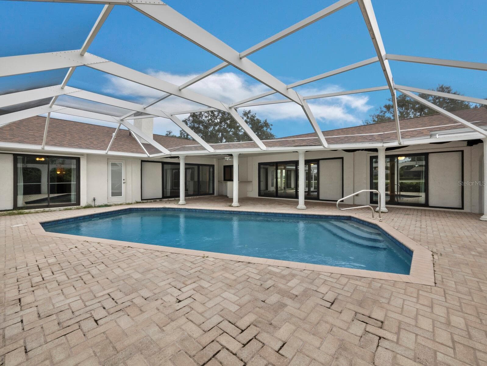 Single Family Residence at 6945 COUNTRY LAKES CIR, SARASOTA, photo 28 of 37