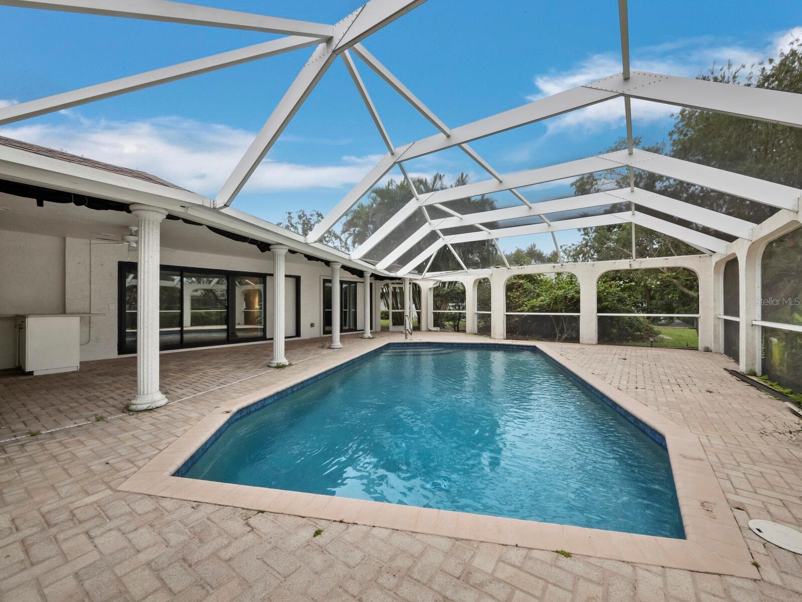 Single Family Residence at 6945 COUNTRY LAKES CIR, SARASOTA, photo 29 of 37