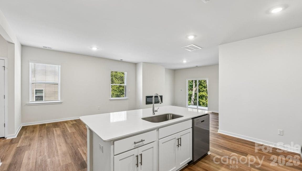 Single Family Residence at Newton, photo 24 of 63