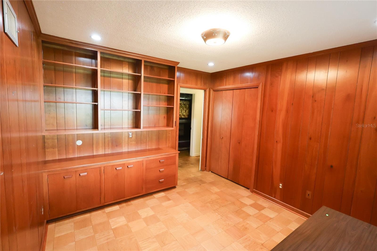 Single Family Residence at 1020 W LAKE HAMILTON DR, WINTER HAVEN, photo 25 of 56