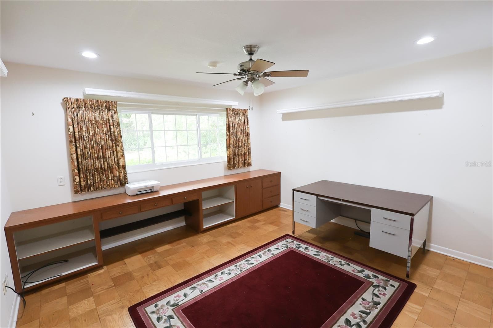 Single Family Residence at 1020 W LAKE HAMILTON DR, WINTER HAVEN, photo 27 of 56