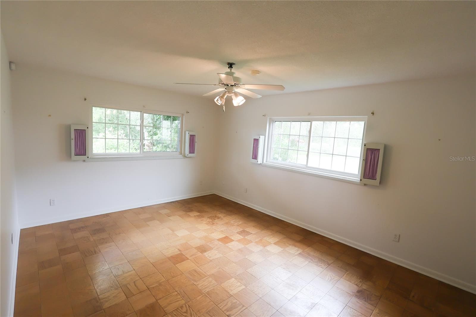 Single Family Residence at 1020 W LAKE HAMILTON DR, WINTER HAVEN, photo 31 of 56