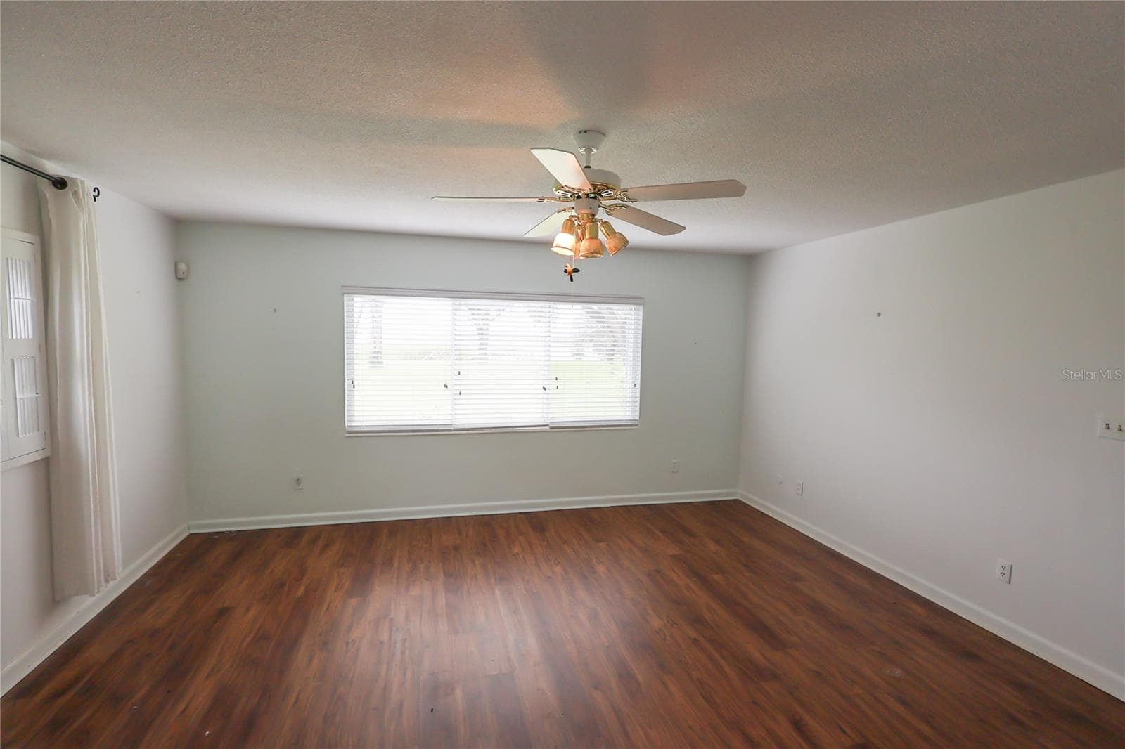 Single Family Residence at 1020 W LAKE HAMILTON DR, WINTER HAVEN, photo 36 of 56
