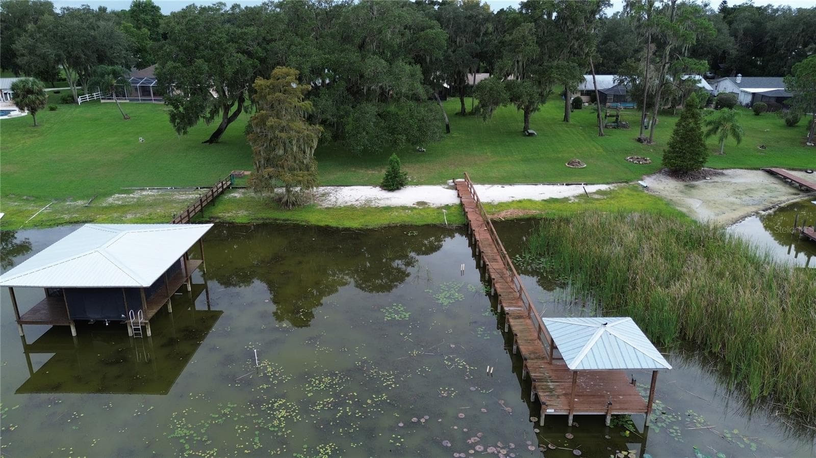Single Family Residence at 1020 W LAKE HAMILTON DR, WINTER HAVEN, photo 3 of 56