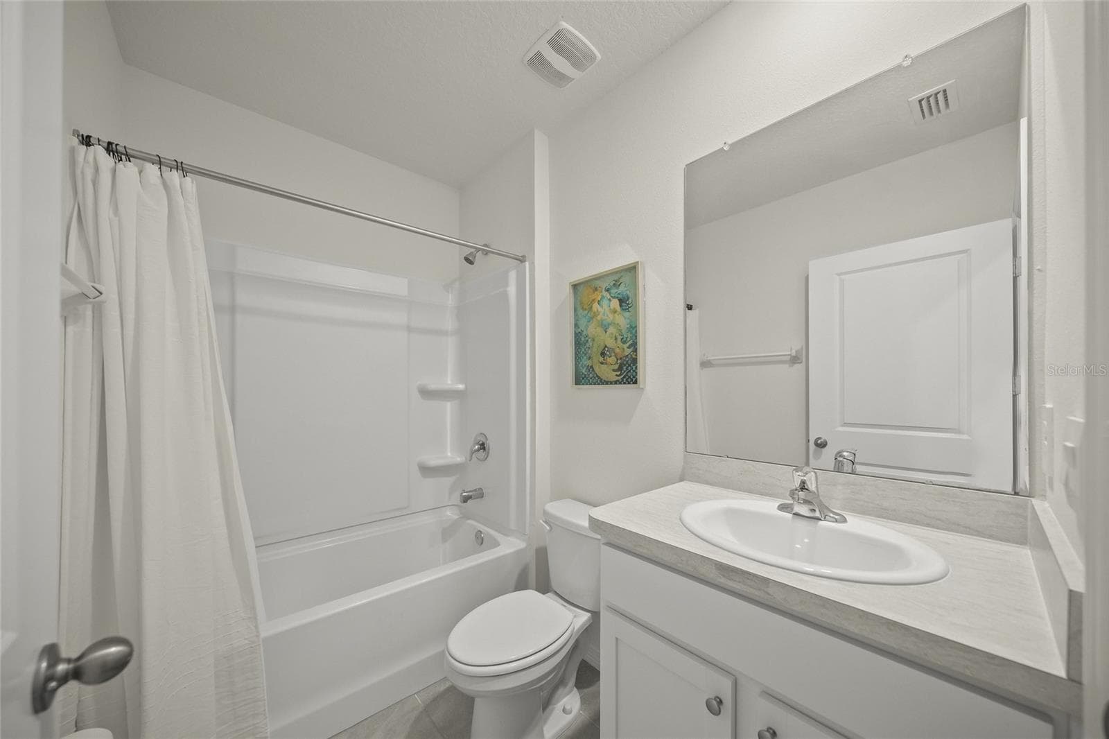 Bathroom 2nd floor - 5215 MONTELENA CV SW, BRADENTON