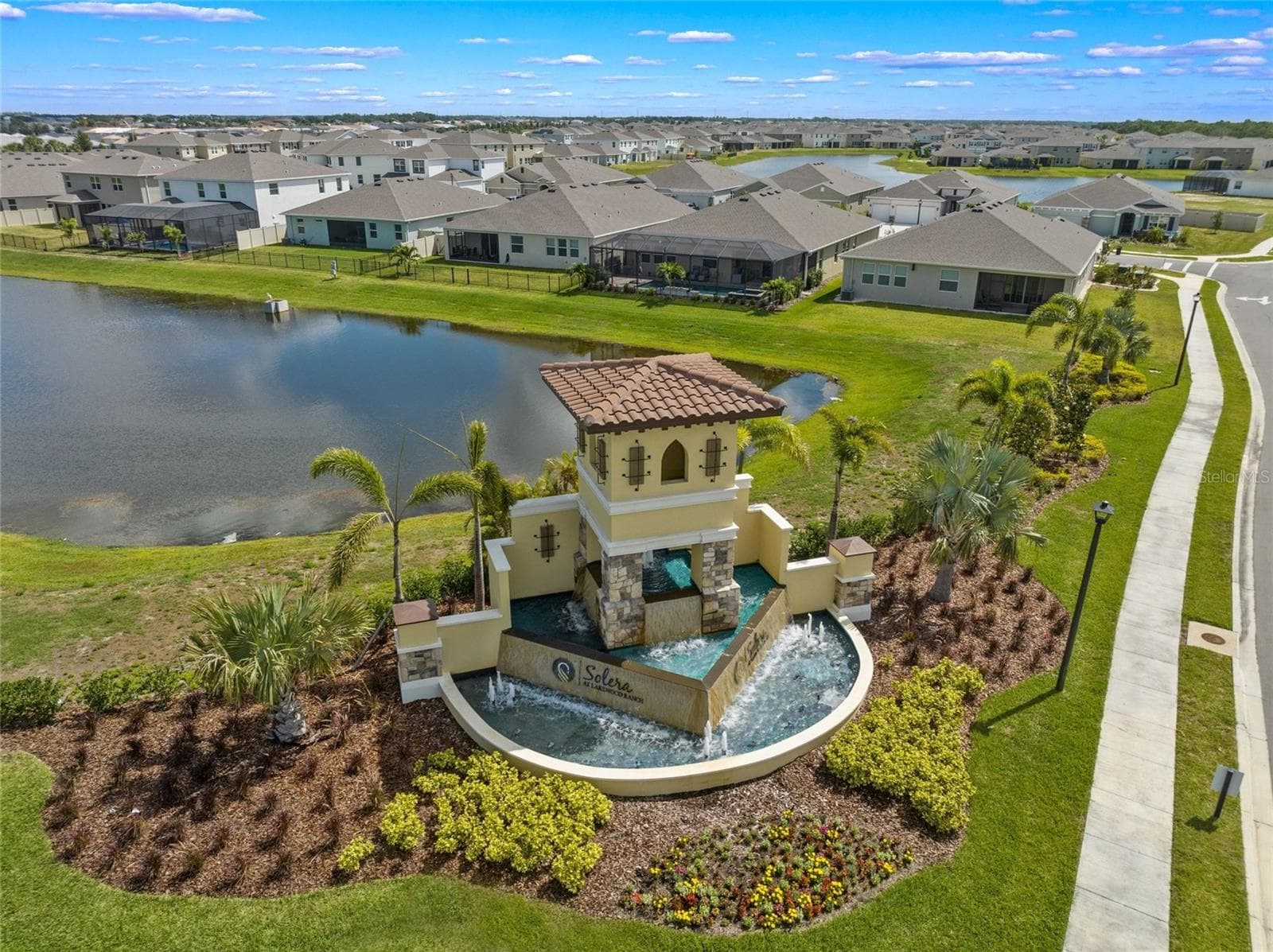 Community Entrance - 5215 MONTELENA CV SW, BRADENTON