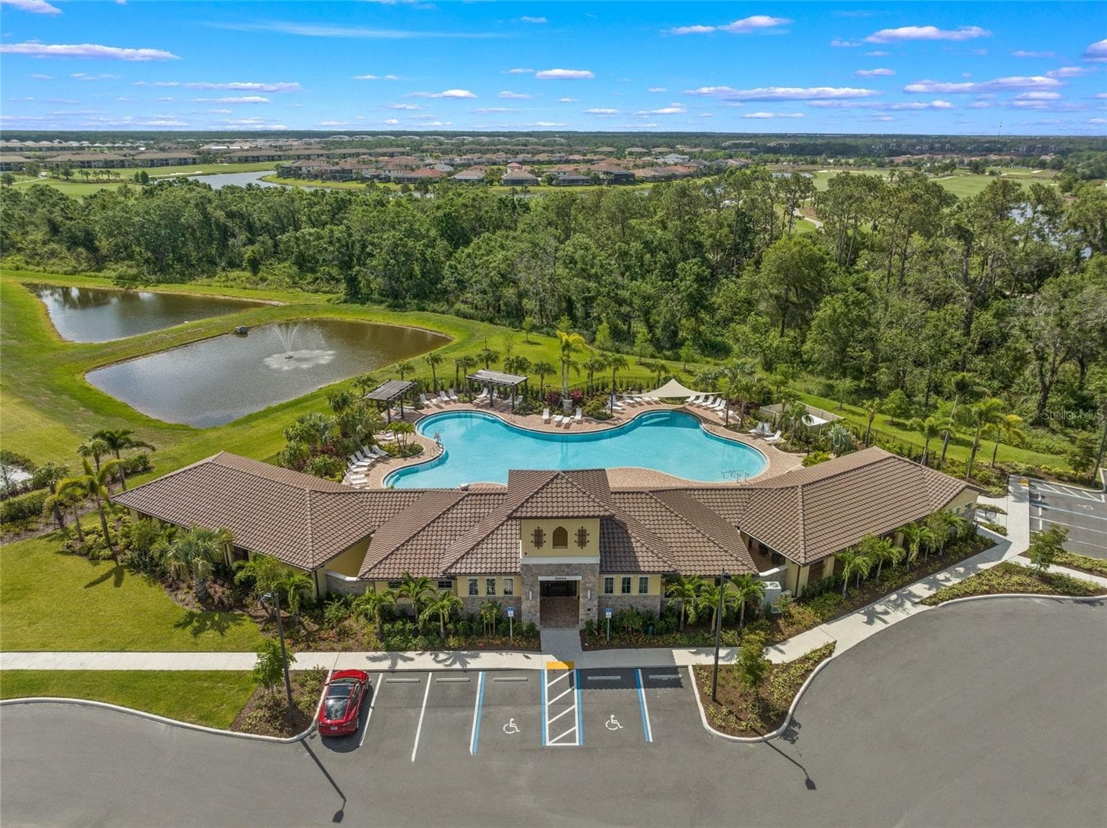 Resort style Pool - 5215 MONTELENA CV SW, BRADENTON