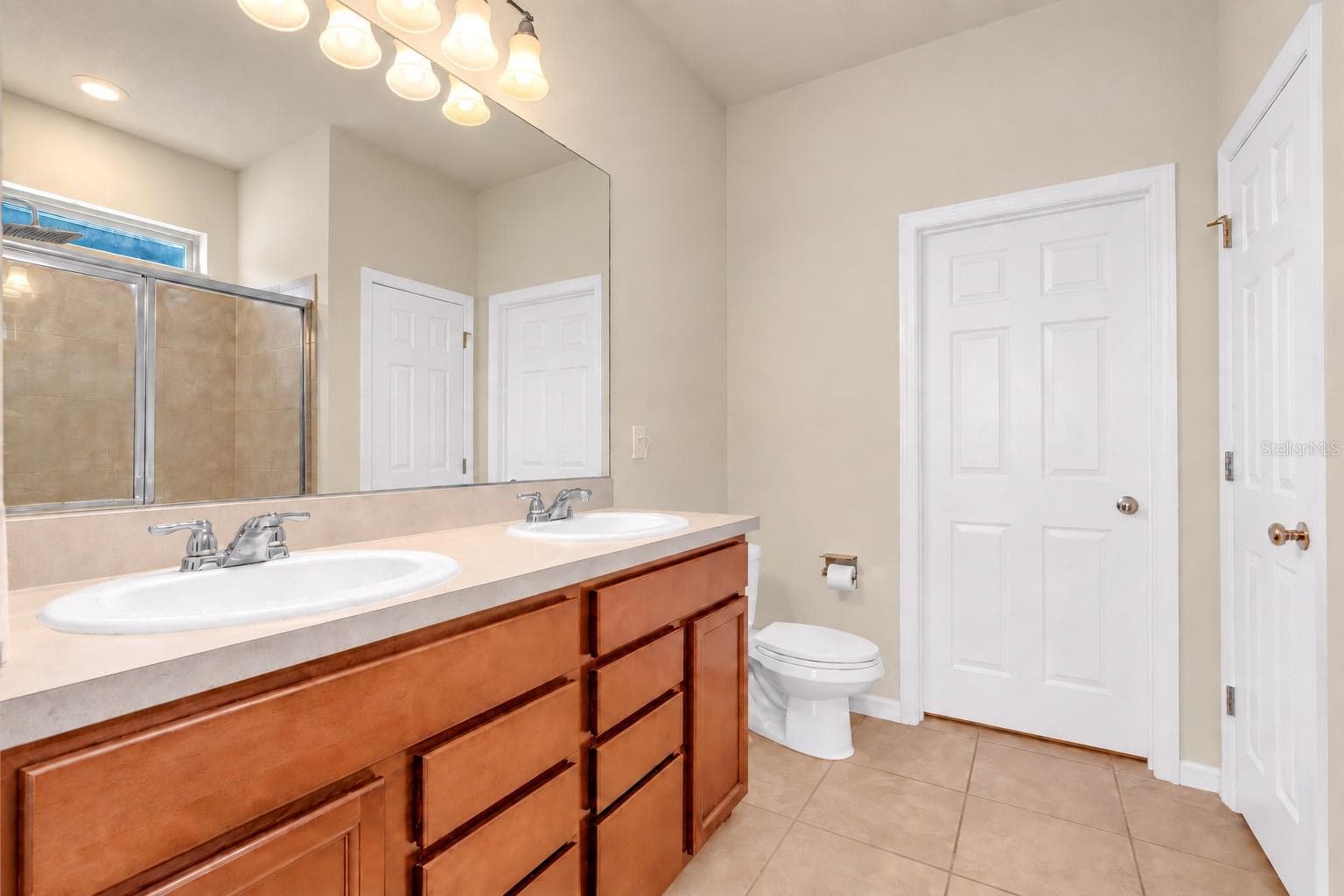 Single Family Residence at 272 CITRUS ISLE LOOP, DAVENPORT, photo 14 of 27