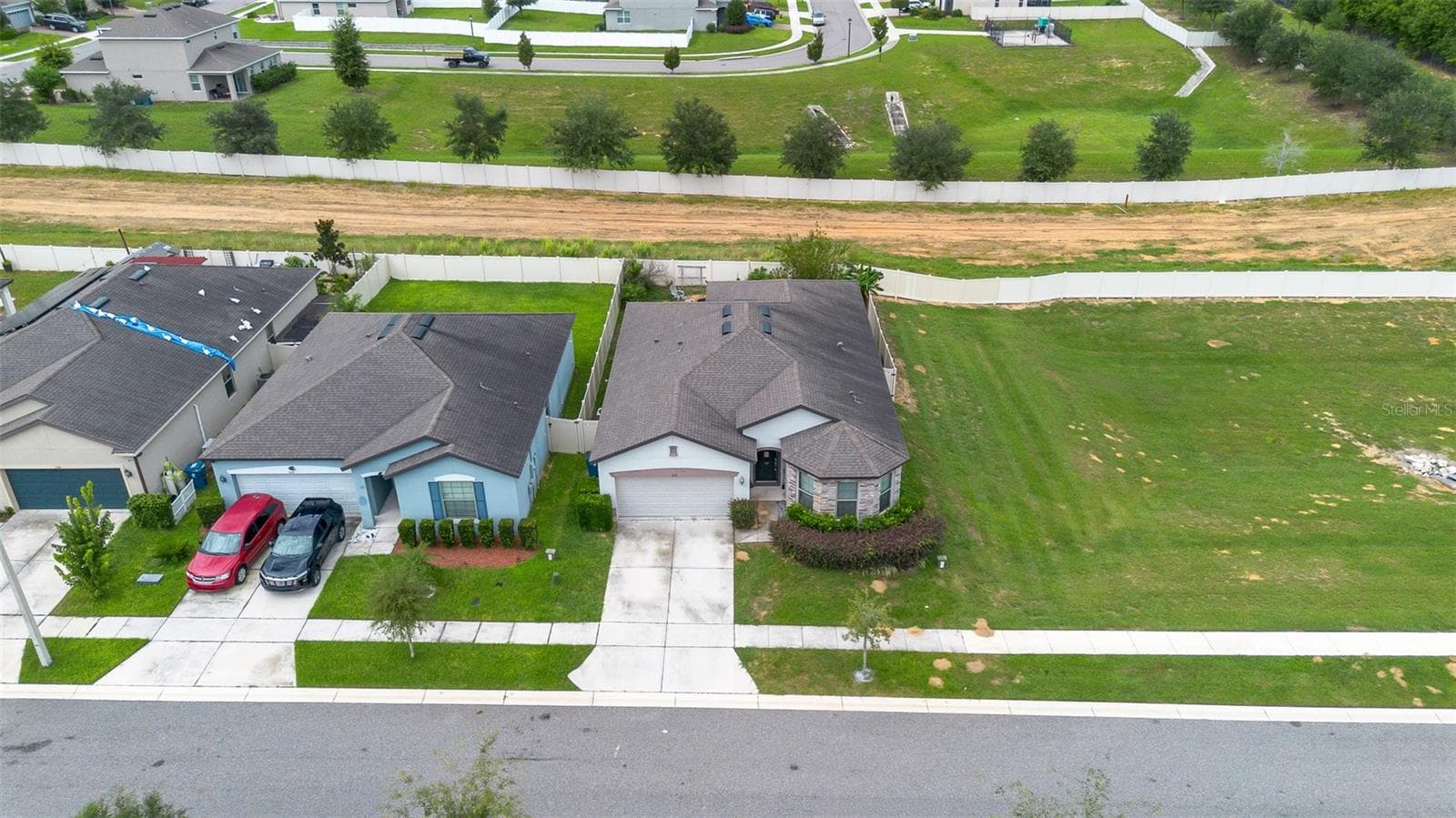 no rear neighbor - 272 CITRUS ISLE LOOP, DAVENPORT