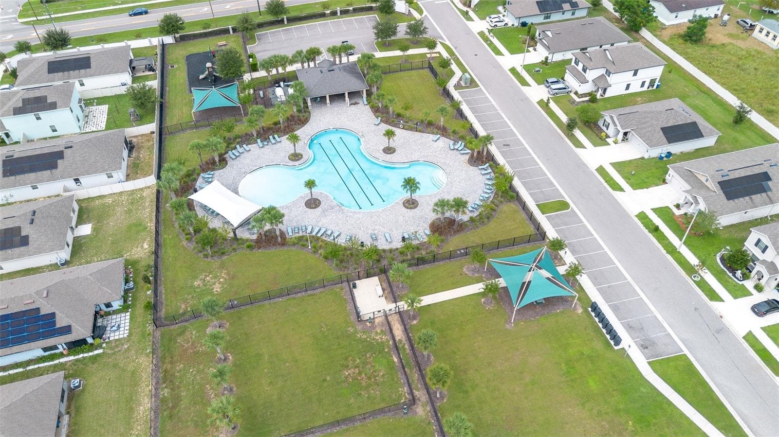 community pool - 272 CITRUS ISLE LOOP, DAVENPORT
