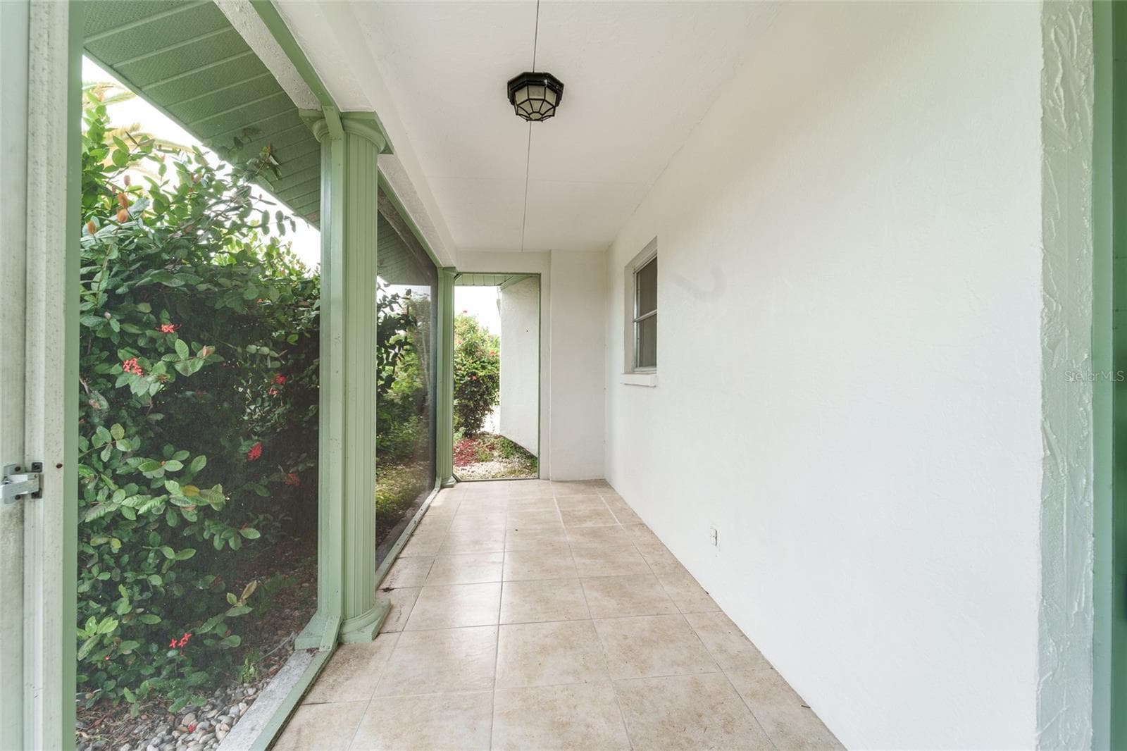 Single Family Residence at 1149 S CYPRESS POINT DR, VENICE, photo 13 of 88