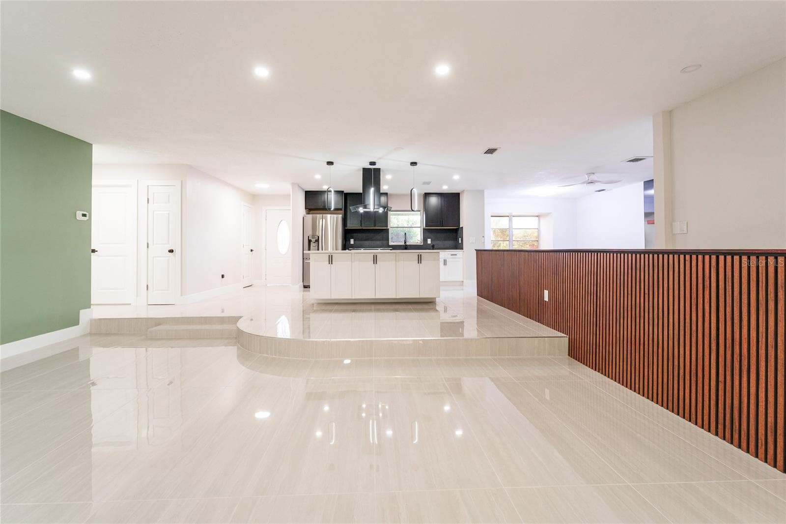 Single Family Residence at 1149 S CYPRESS POINT DR, VENICE, photo 17 of 88